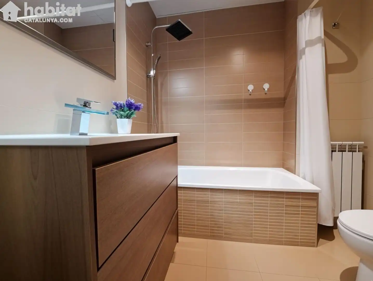 Baño de Casa adosada en venta en Piera con Calefacción, Terraza y Alarma