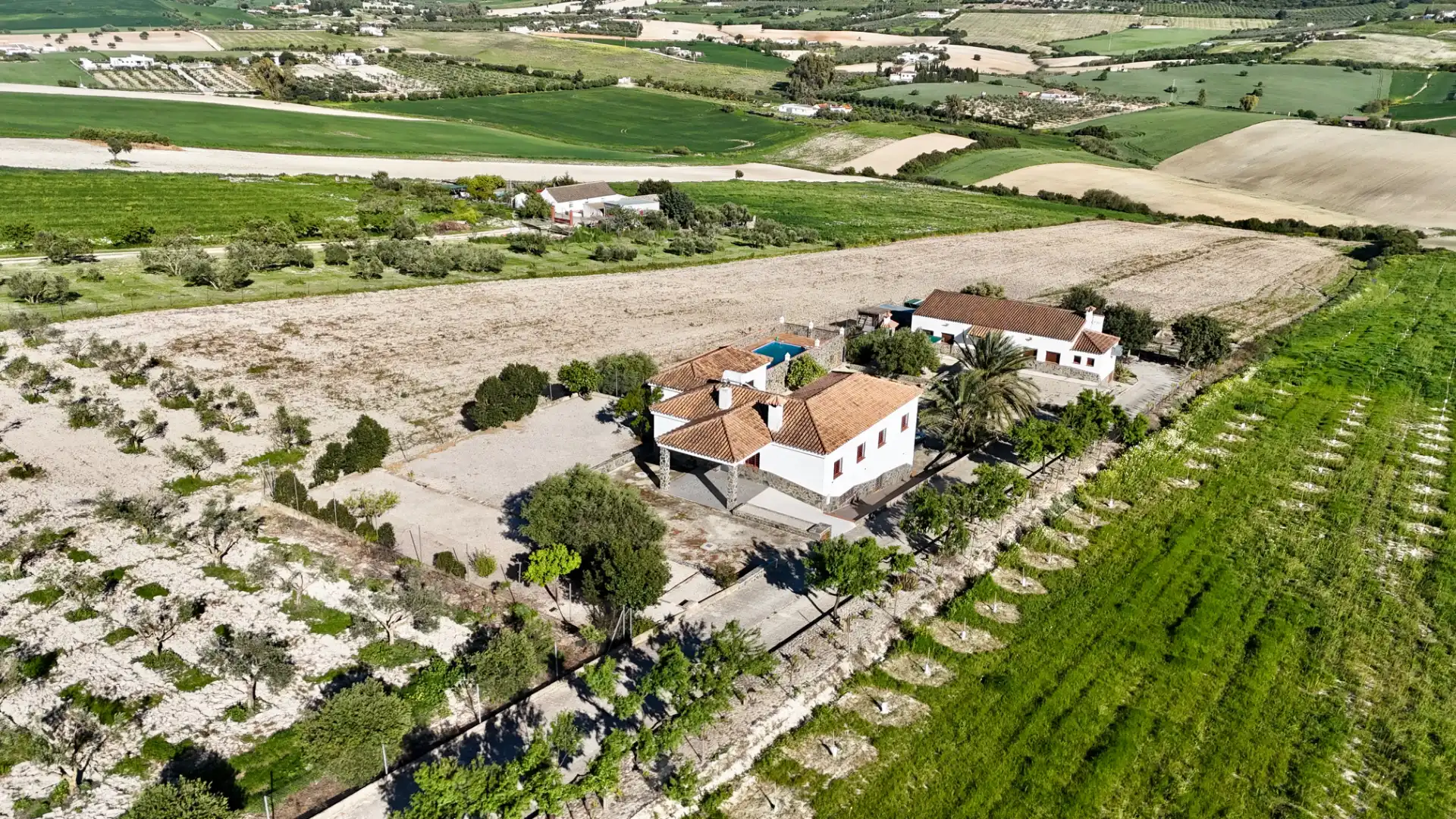 Finca rústica en venta en Arcos de la Frontera con Aire acondicionado, Calefacción y Jardín privado
