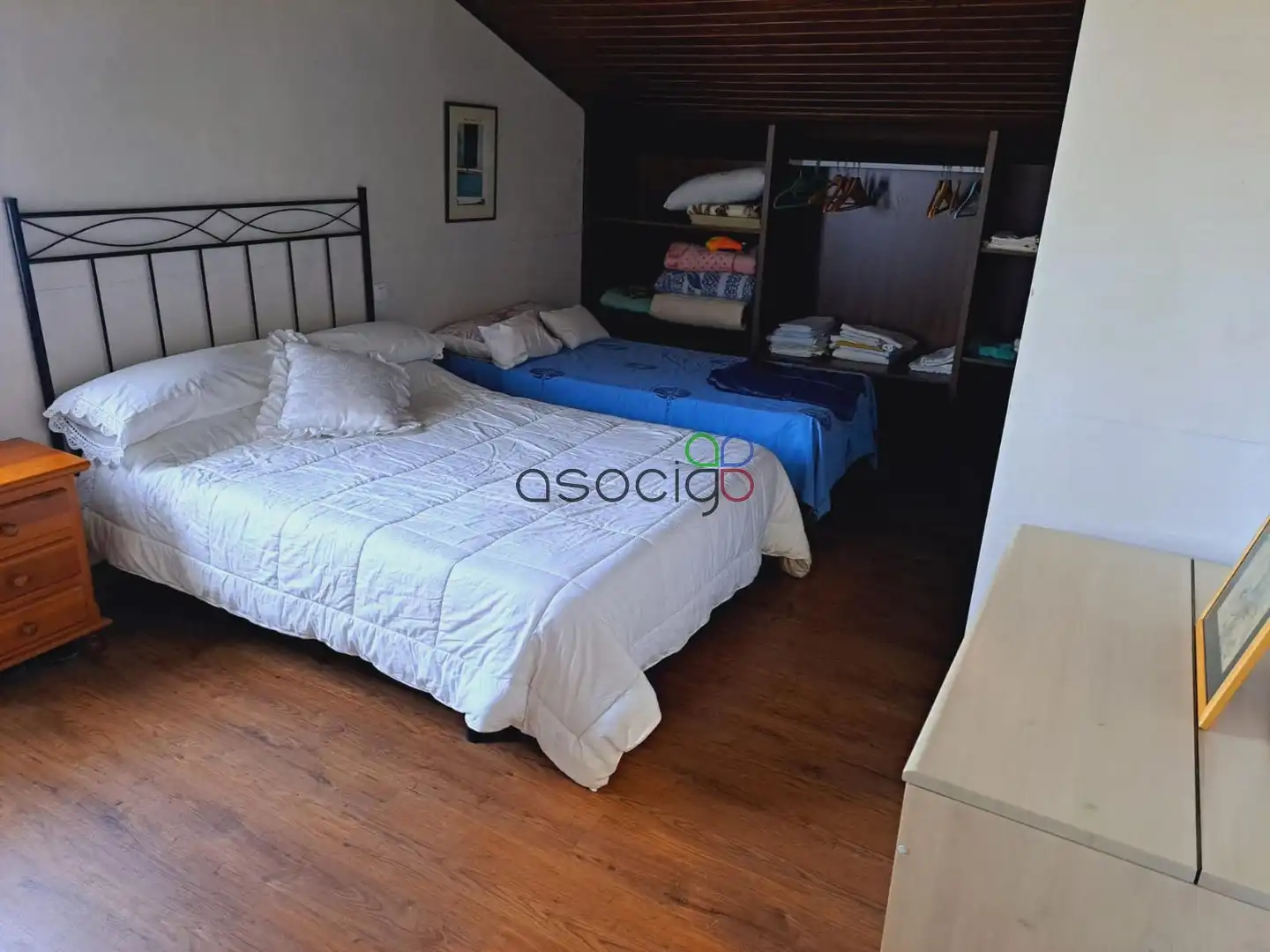 Habitación de Casa o chalet en venta en Solanillos del Extremo con Calefacción, Trastero y Piscina