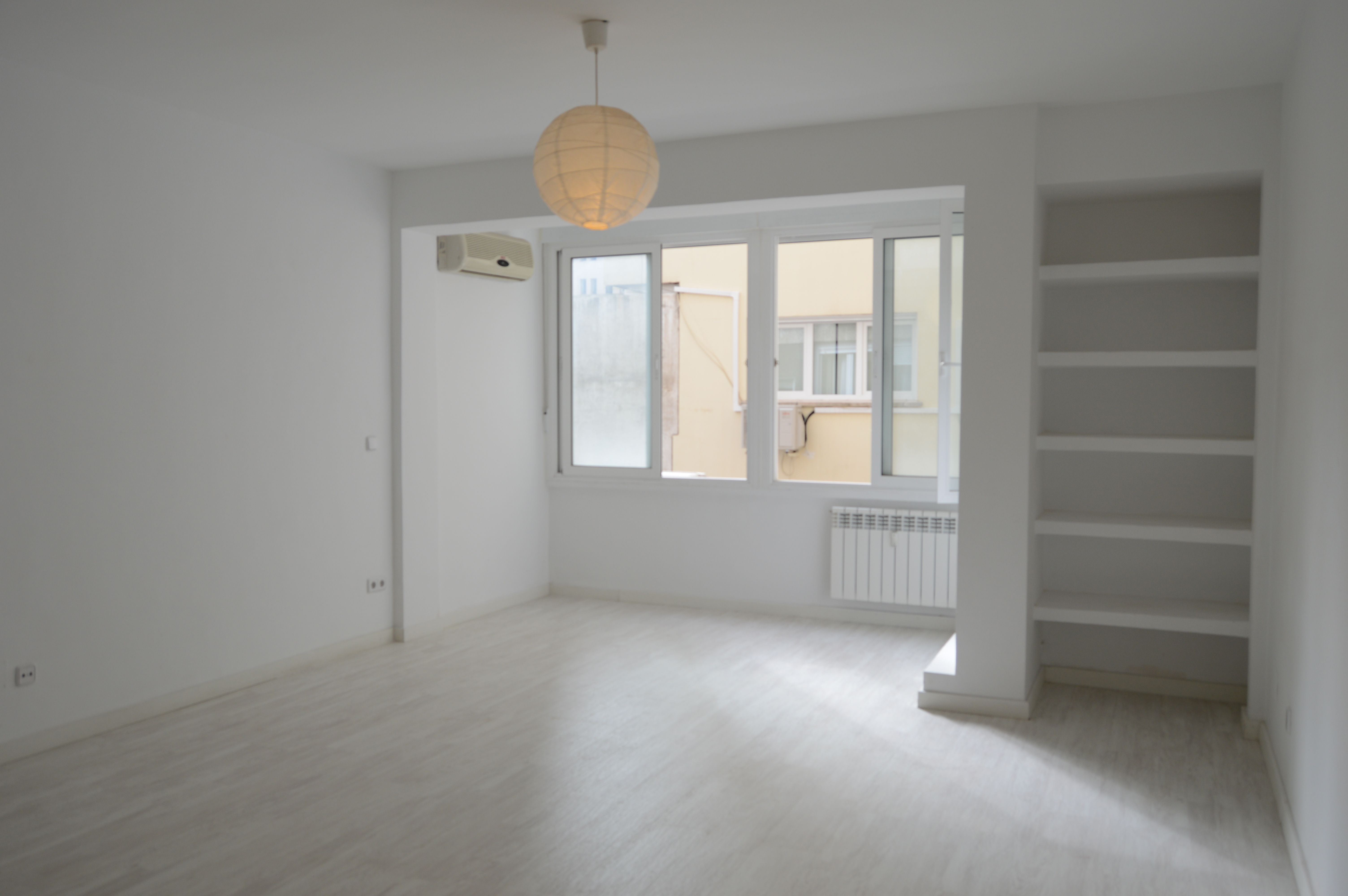 Habitación de Piso de alquiler en  Madrid Capital con Aire acondicionado, Calefacción y Parquet