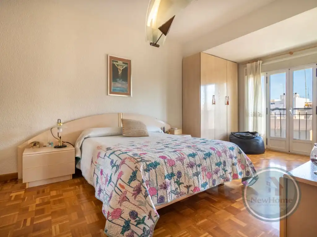 Bedroom of Flat for rent in Elche / Elx  with Air Conditioner and Balcony