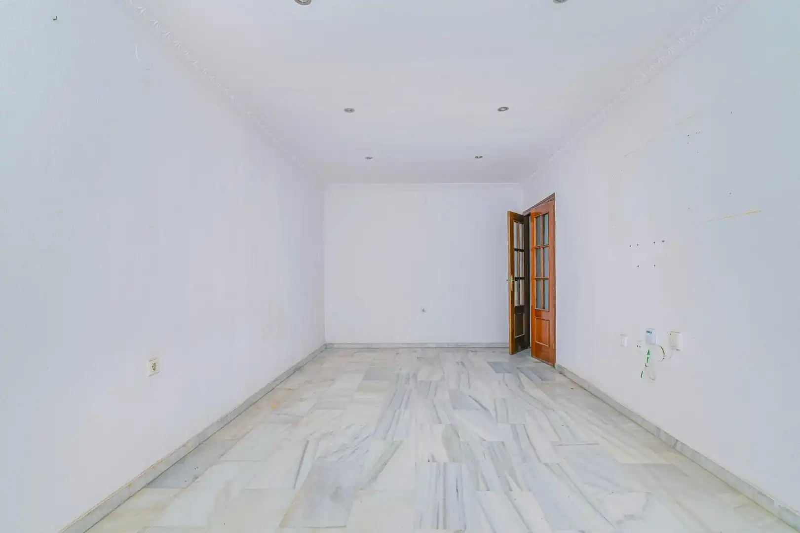 Piso en venta en Armilla con Balcón