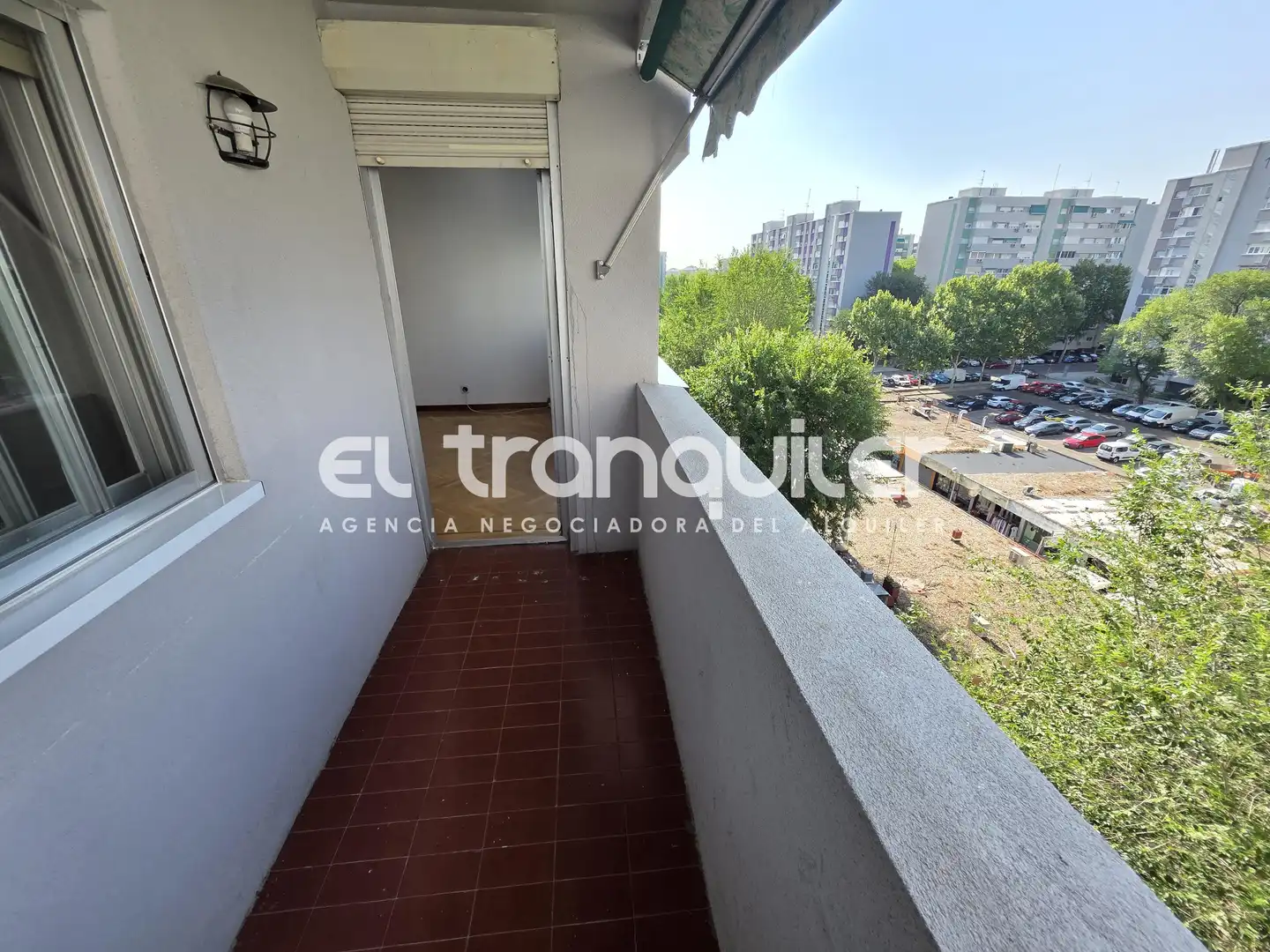 Parking of Flat for rent in Madrid  with Parquet flooring, Terrace and Furnished