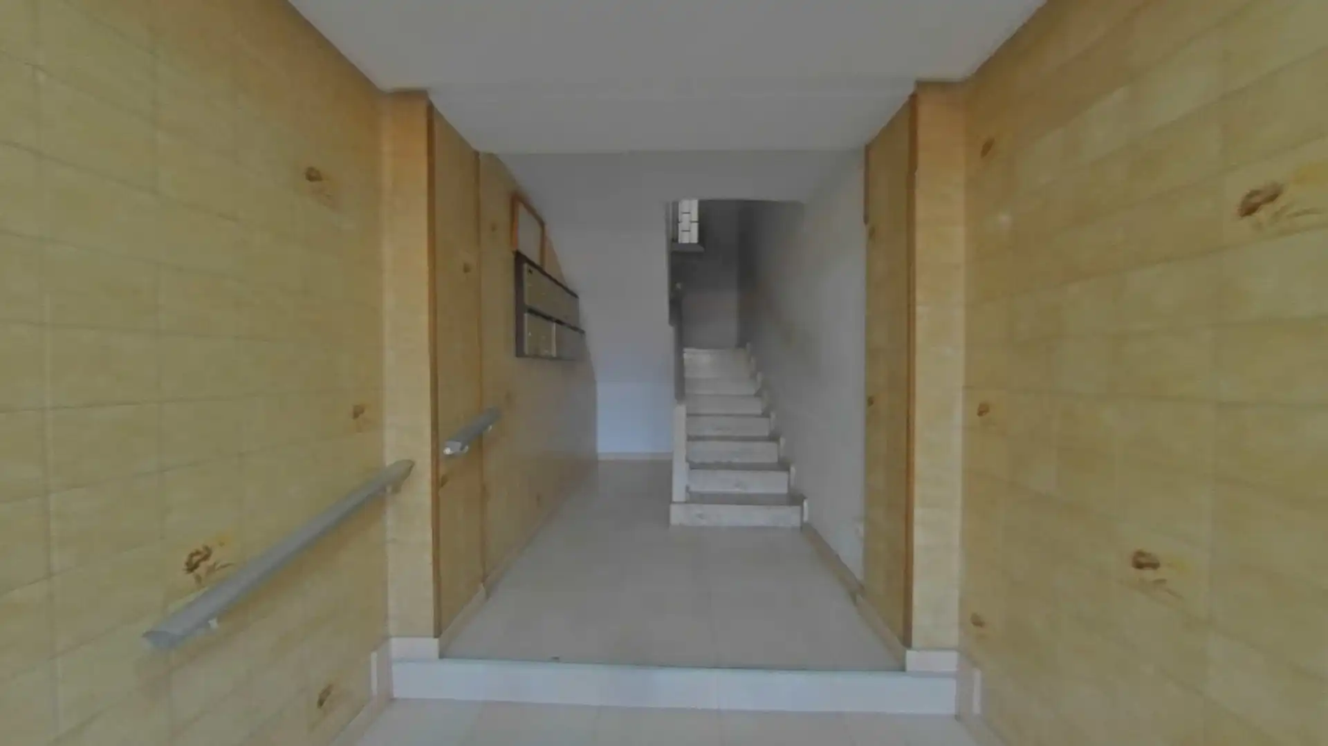 Piso en venta en Valencia con Balcón