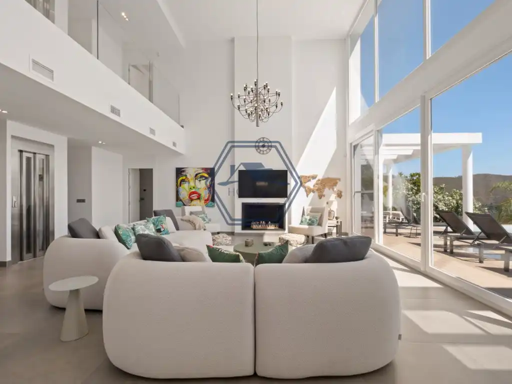 Casa con terraza en venta en Calle Nuremberg, imagen 10