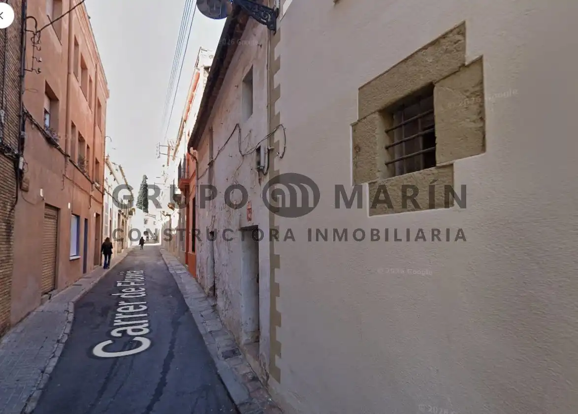 Wohnbaugrundstück zum Verkauf in Carrer De Fluvià, imagen 12