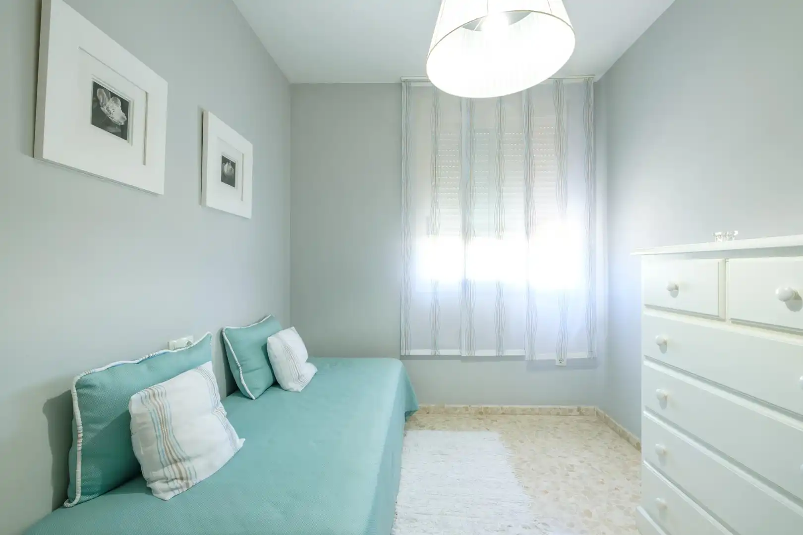 Habitación de Piso en venta en Alcalá de Guadaira con Aire acondicionado, Jardín privado y Terraza