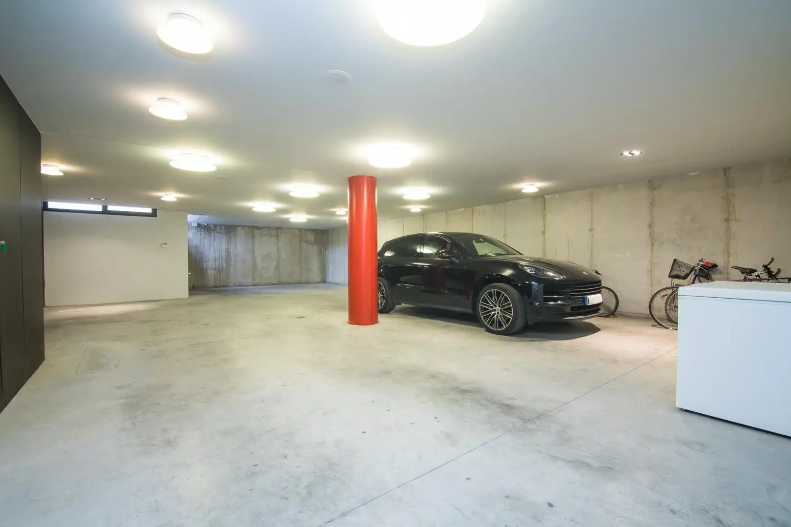 Parkplatz von Haus oder Chalet zum Verkauf in Elche / Elx mit Klimaanlage, Heizung und Privatgarten