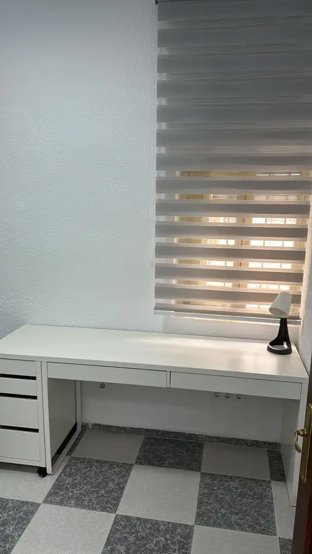 Room in Calle Segovia, 12, Peñamefecit - Avda Barcelona