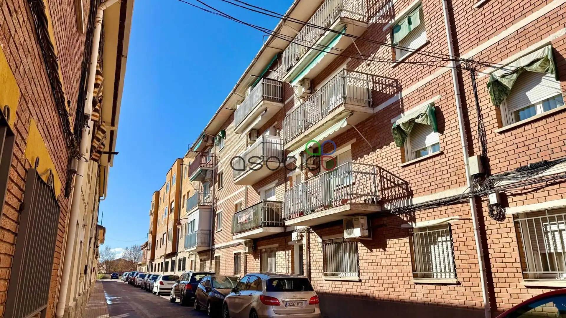 Vista exterior de Piso en venta en Marchamalo con Terraza