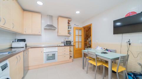 Foto 5 de Casa adosada en venda a Calle Torrijos, Ugena, Toledo