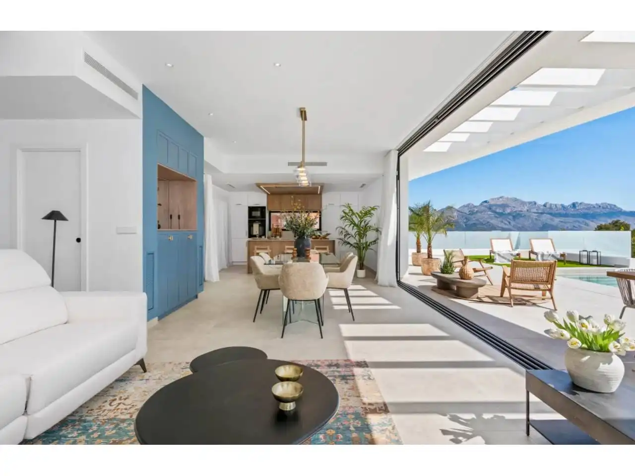 Chalet con piscina en venta en Casco urbano, imagen 17