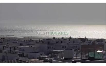 Vista exterior de Pis en venda en Conil de la Frontera