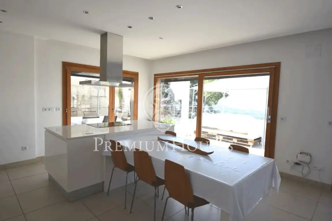House with pool for sale in Sant Cebrià de Vallalta, imagen 7