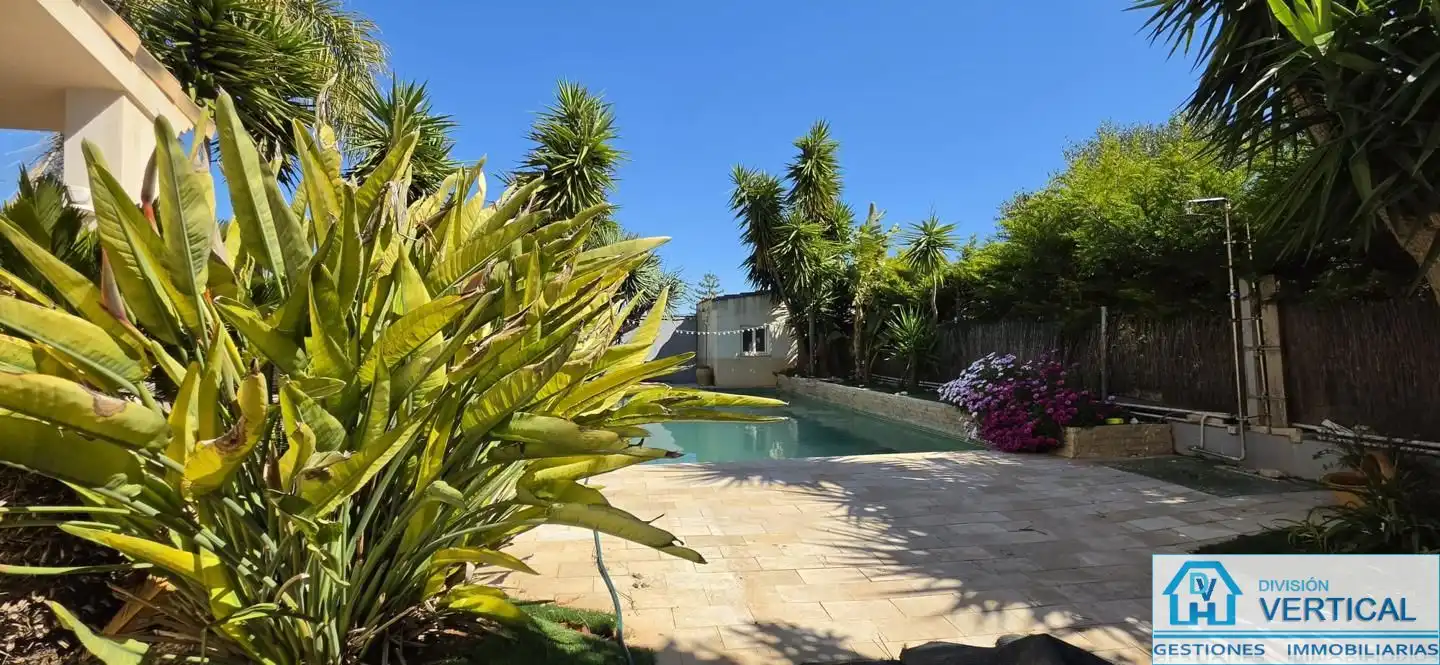 Piscina de Casa o chalet en venta en Náquera con Aire acondicionado, Terraza y Piscina