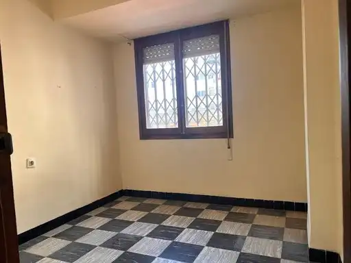 Habitación de Piso en venta en Castellón de la Plana / Castelló de la Plana con Balcón