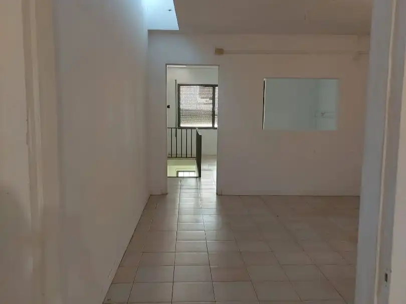 Local comercial en alquiler en Calabria 15, imagen 9