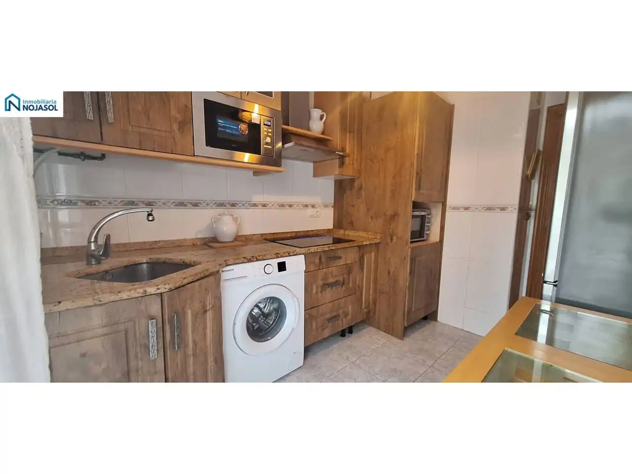 Cuina de Apartament de lloguer en Arnuero amb Calefacció, Terrassa i Moblat