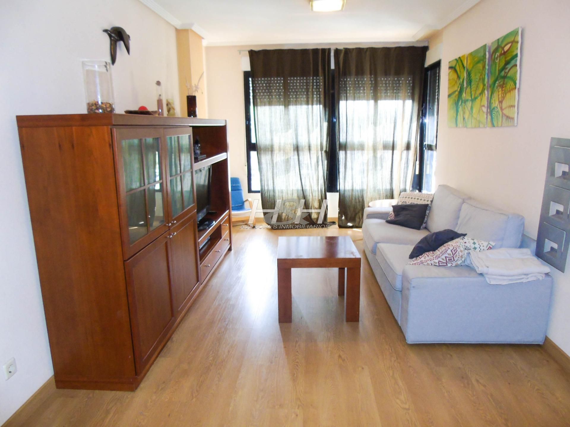 Living room of Flat for sale in Burjassot  with Air Conditioner, Heating and Parquet flooring