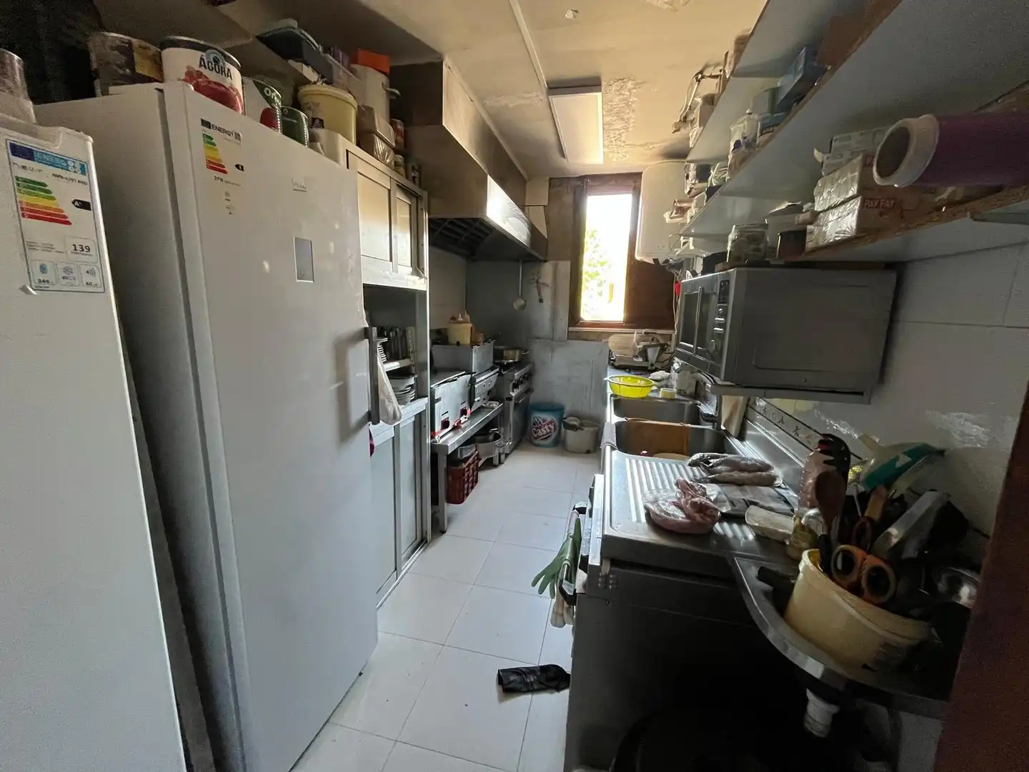 Cocina de Local en venta en Pueyo / Puiu