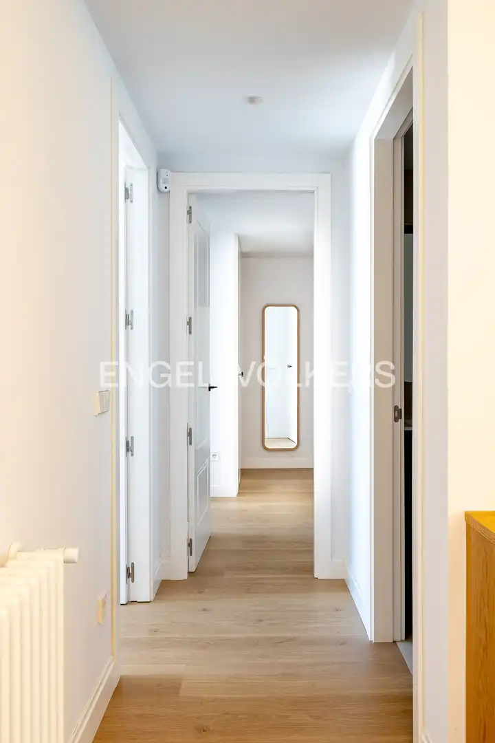 Flat for sale in Madrid  with Air Conditioner, Heating and Storage room