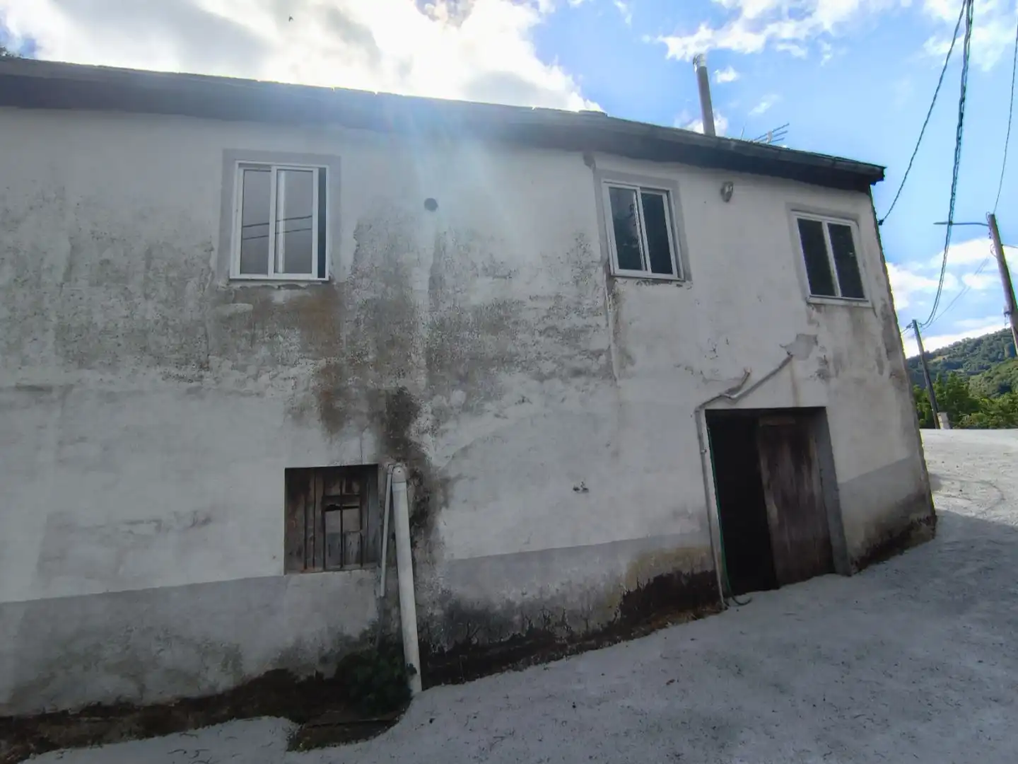 Vista exterior de Casa o xalet en venda en As Nogais  amb Terrassa