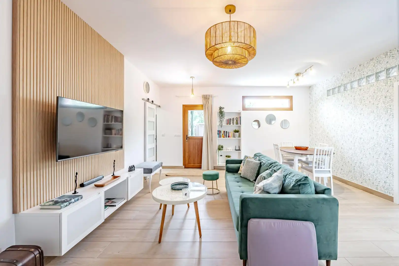 Casa rústica amb terrassa en venda a Miraflores de la Sierra, imagen 34