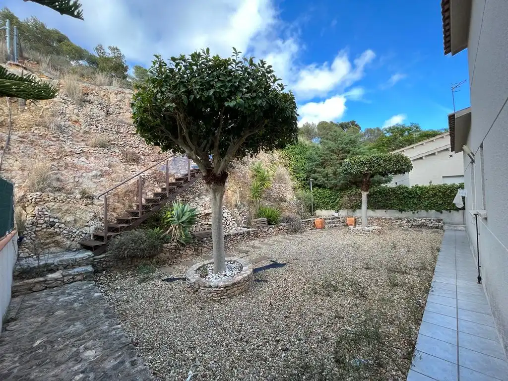 Garden of Houses for sale in Roda de Berà  with Private garden, Terrace and Oven