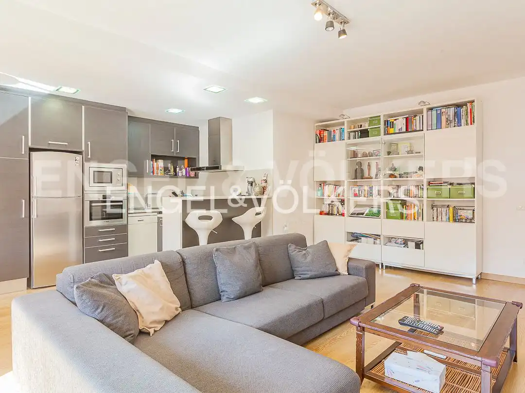 Living room of Flat for sale in  Barcelona Capital  with Air Conditioner, Heating and Terrace