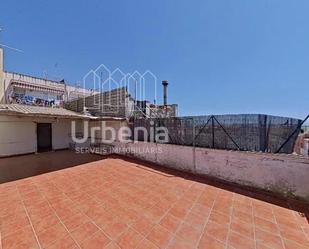 Exterior view of Single-family semi-detached for sale in Mataró