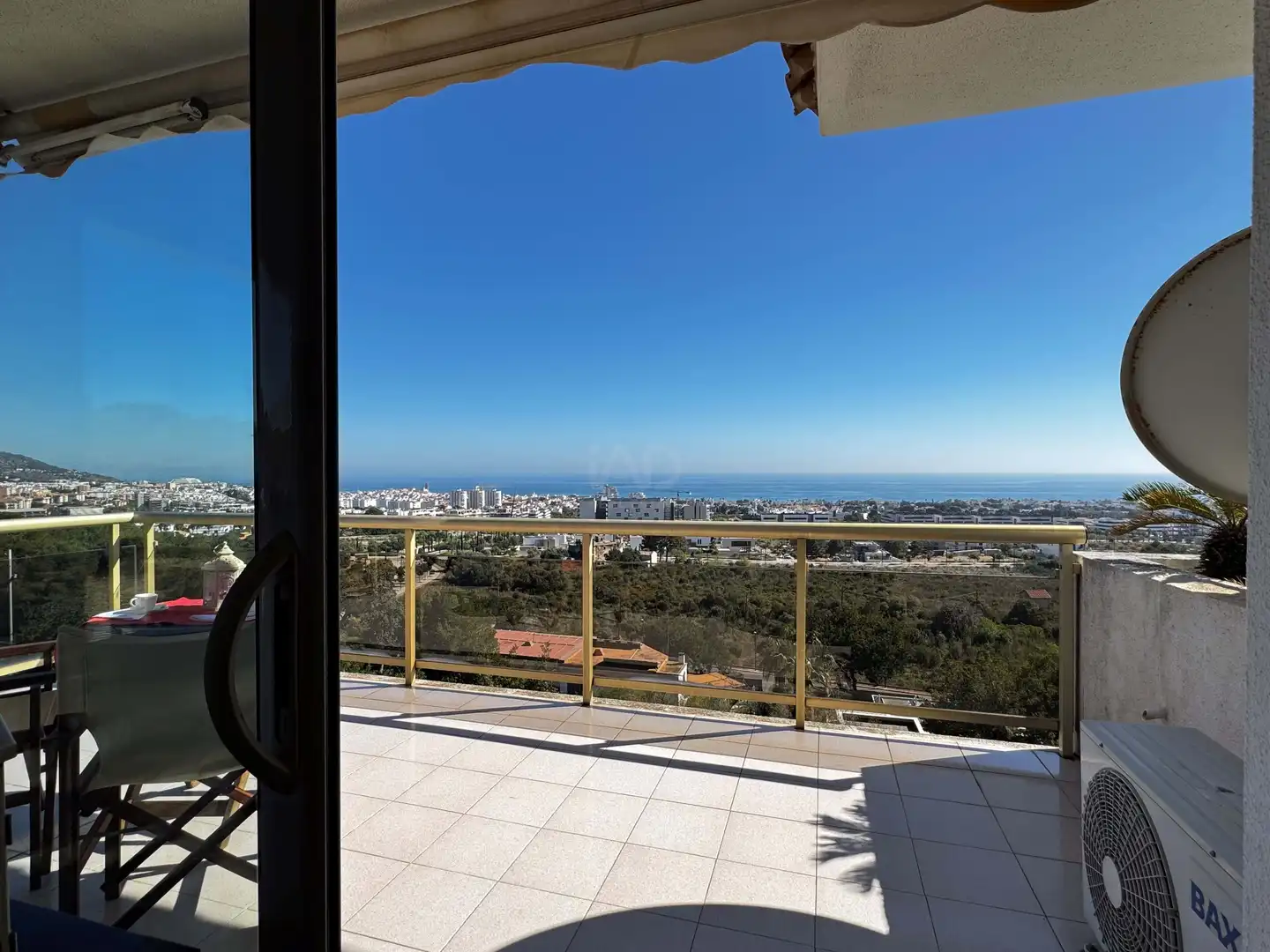 Vista exterior de Piso en venta en Sitges con Aire acondicionado, Calefacción y Terraza