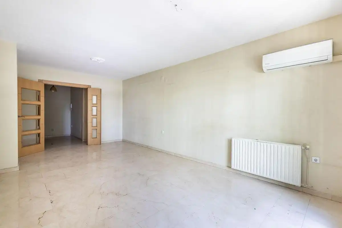 Piso en venta en Camino Bajo de Huétor, 19, Cervantes