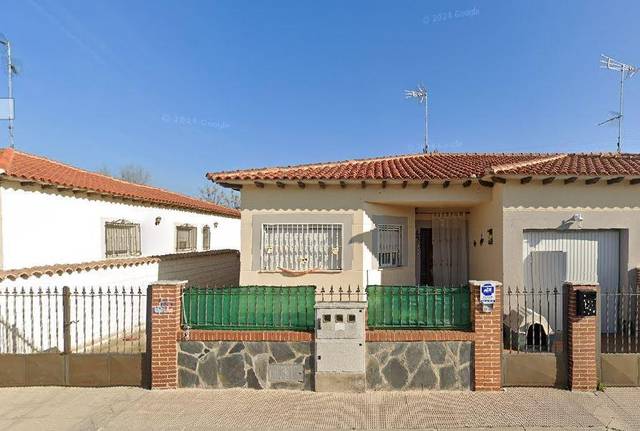 Casa adosada en Venta en Calle ROCIANTE, 13 en Villamiel de Toledo