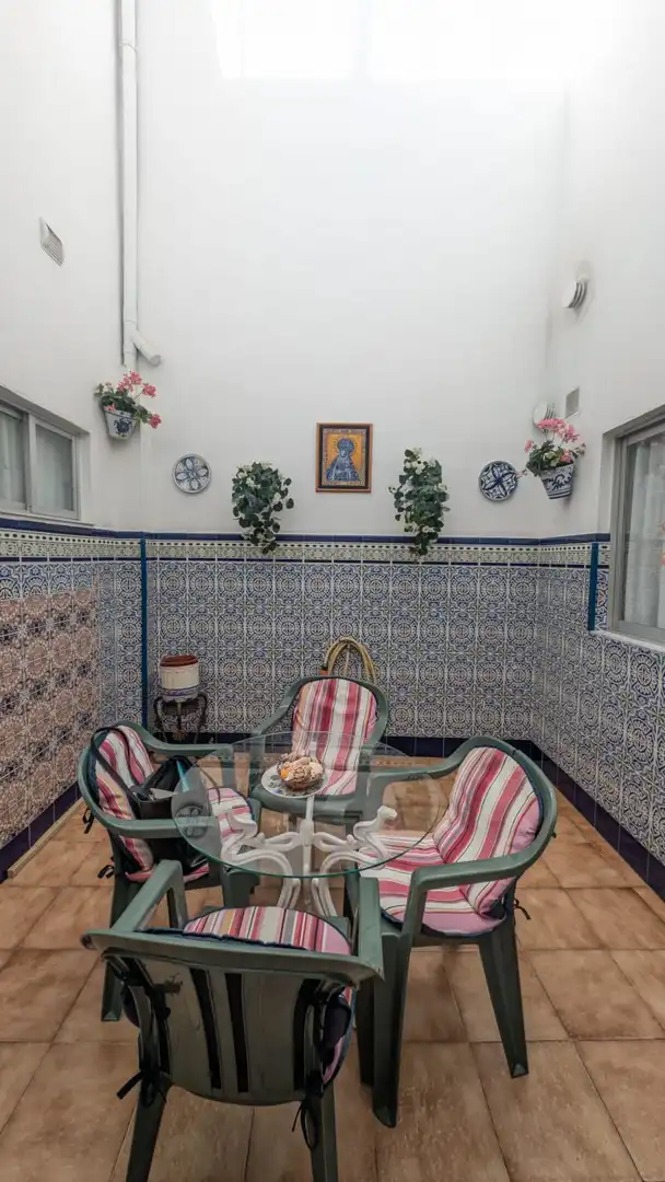 Jardí de Casa o xalet en venda en Córdoba amb Terrassa, Traster i Balcó