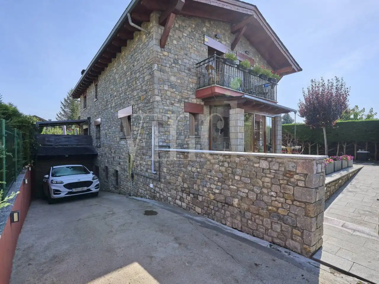 Vista exterior de Casa o chalet en venta en Puigcerdà con Calefacción, Jardín privado y Parquet