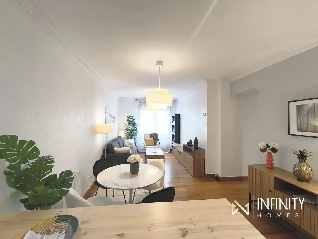 Sala de estar de Piso de alquiler en Bilbao  con Calefacción