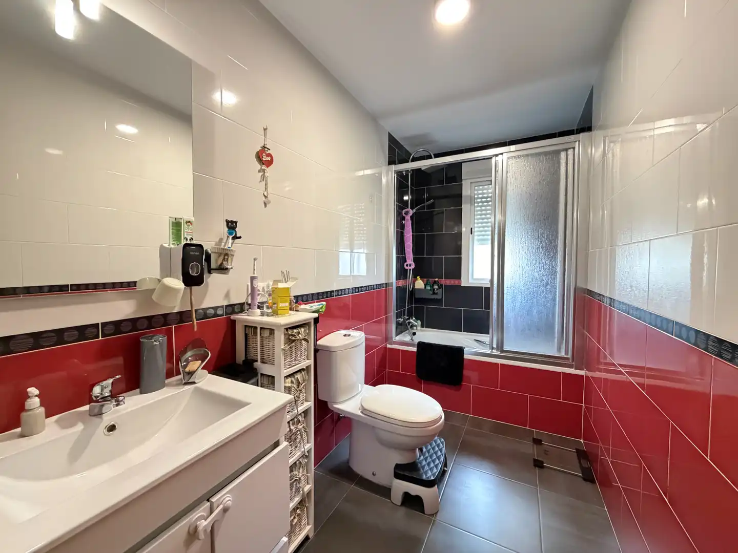 Baño de Piso en venta en Plasencia con Lavadora y Balcón