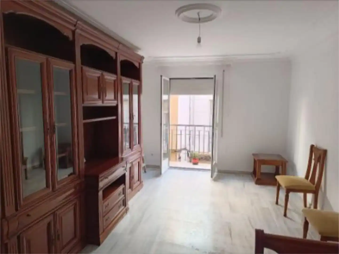 Sala de estar de Piso en venta en Lucena con Aire acondicionado, Trastero y Balcón