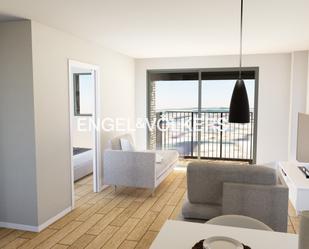 Sala d'estar de Apartament en venda en L'Hospitalet de Llobregat amb Aire condicionat i Balcó