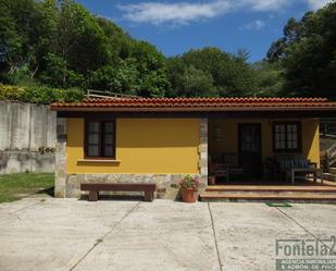 Vista exterior de Casa o xalet en venda en Pontedeume amb Piscina