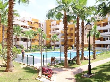 Apartament amb balcó de lloguer a Calle CICLON