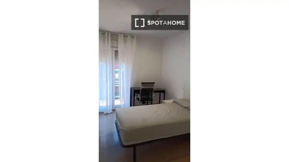 Habitación en Flores