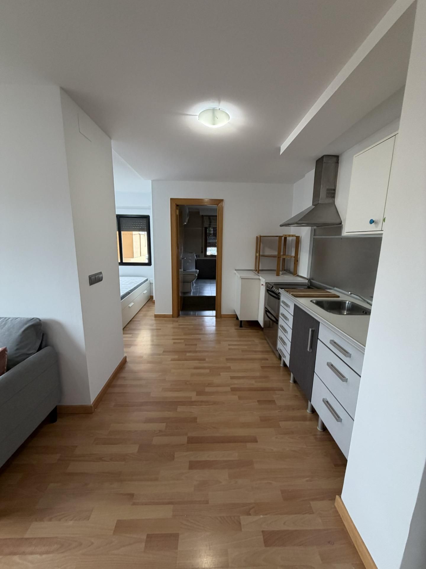 Cuina de Apartament de lloguer en L'Eliana amb Moblat