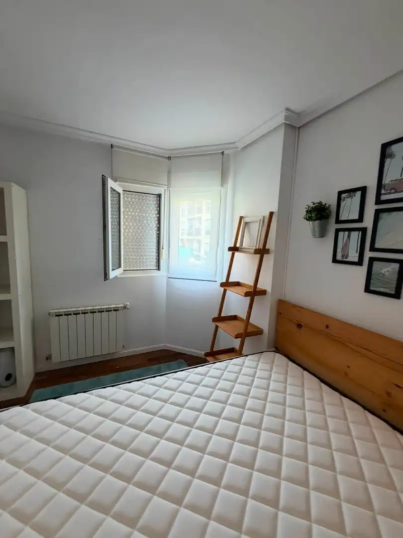 Wohnung zur Miete in Calle la Garoja, Cartes
