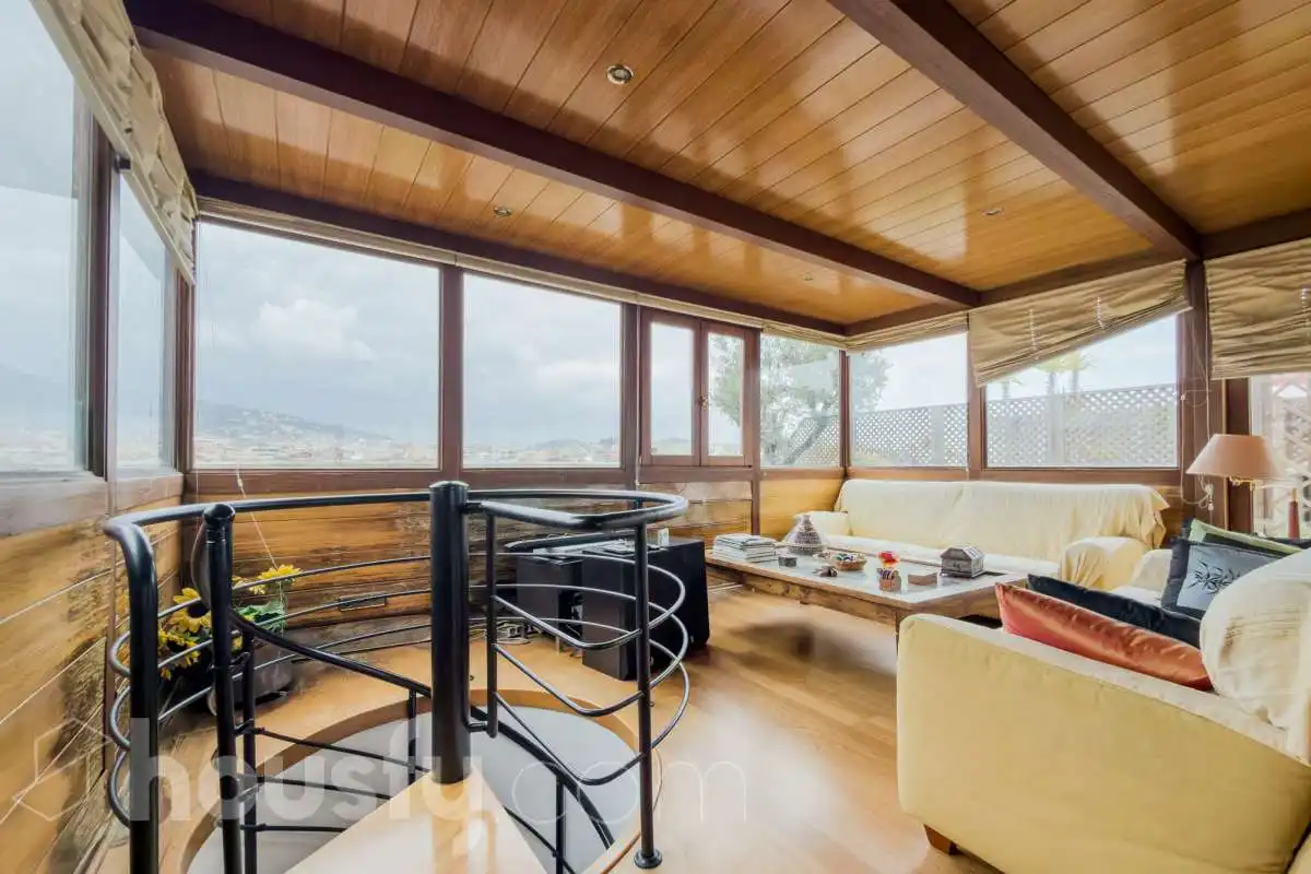 Terraza de Piso en venta en Barcelona con Aire acondicionado, Calefacción y Jardín privado