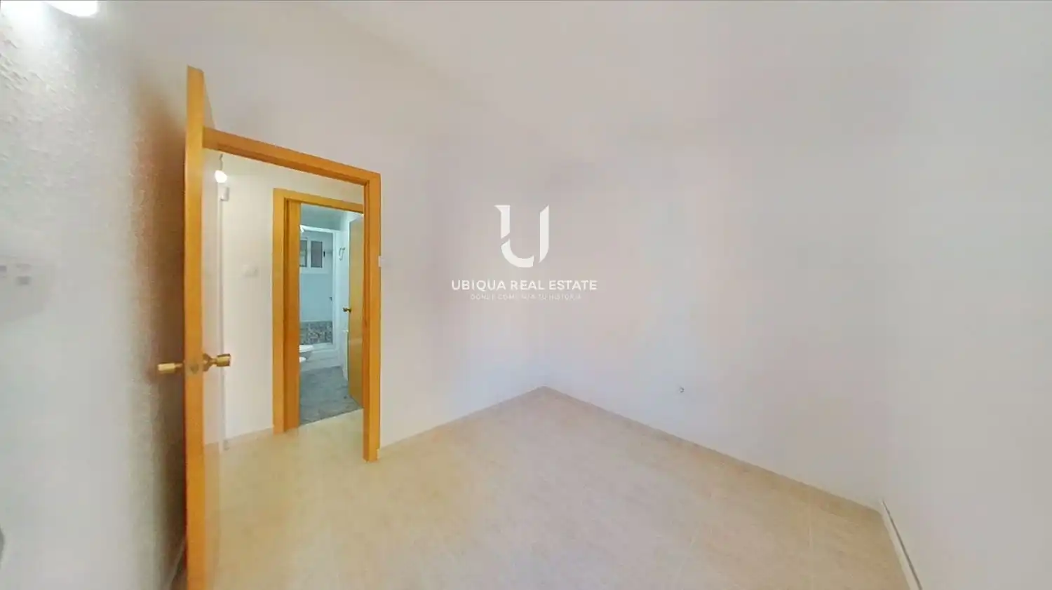 Schlafzimmer von Wohnung zum Verkauf in Sant Feliu de Llobregat mit Heizung und Ofen