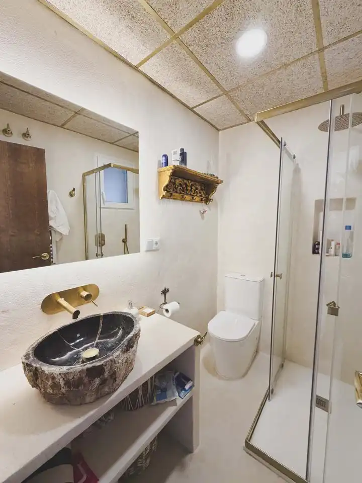 Baño de Ático en venta en Cádiz con Aire acondicionado, Calefacción y Terraza