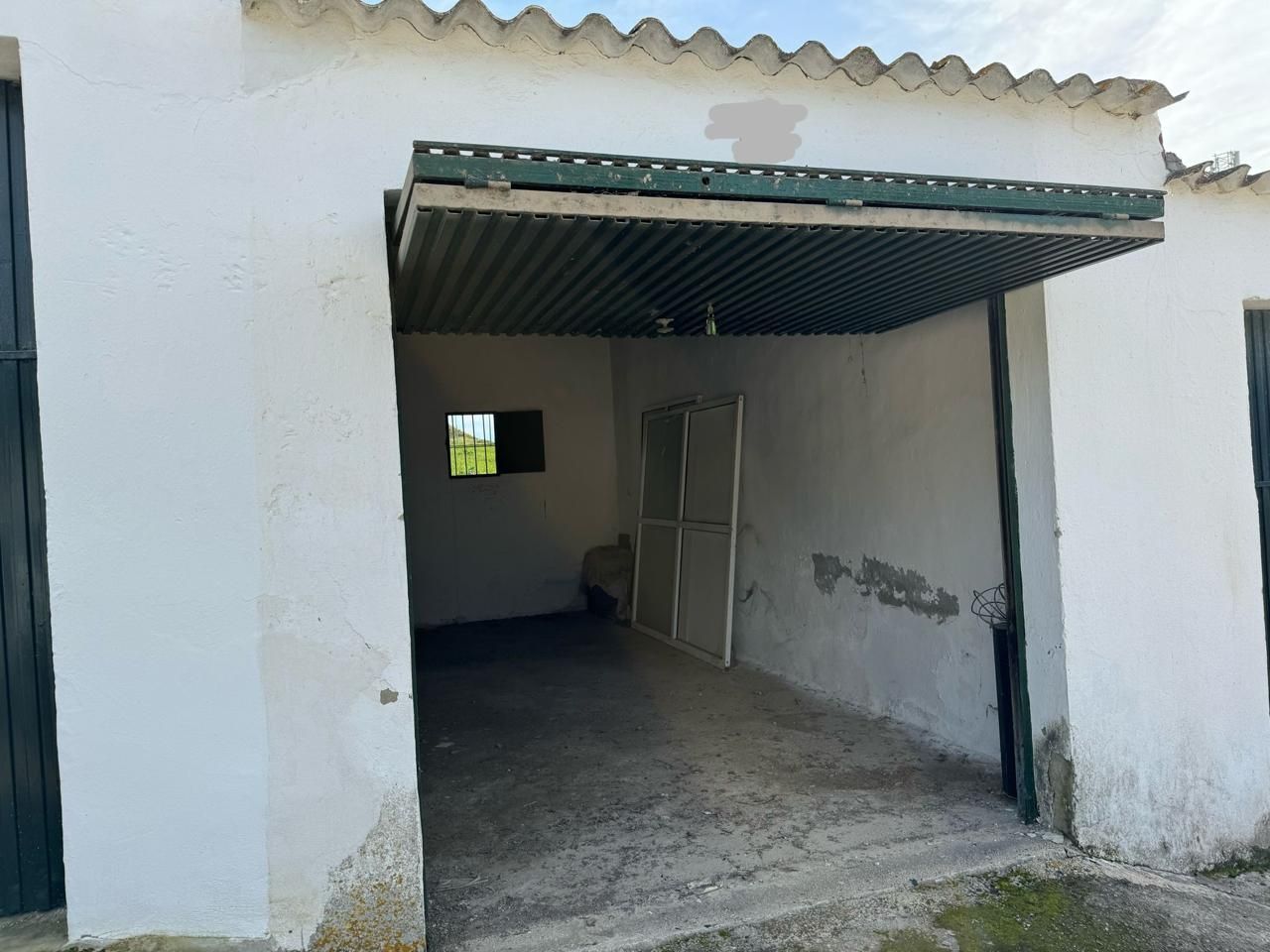 Box room for sale in Lebrija