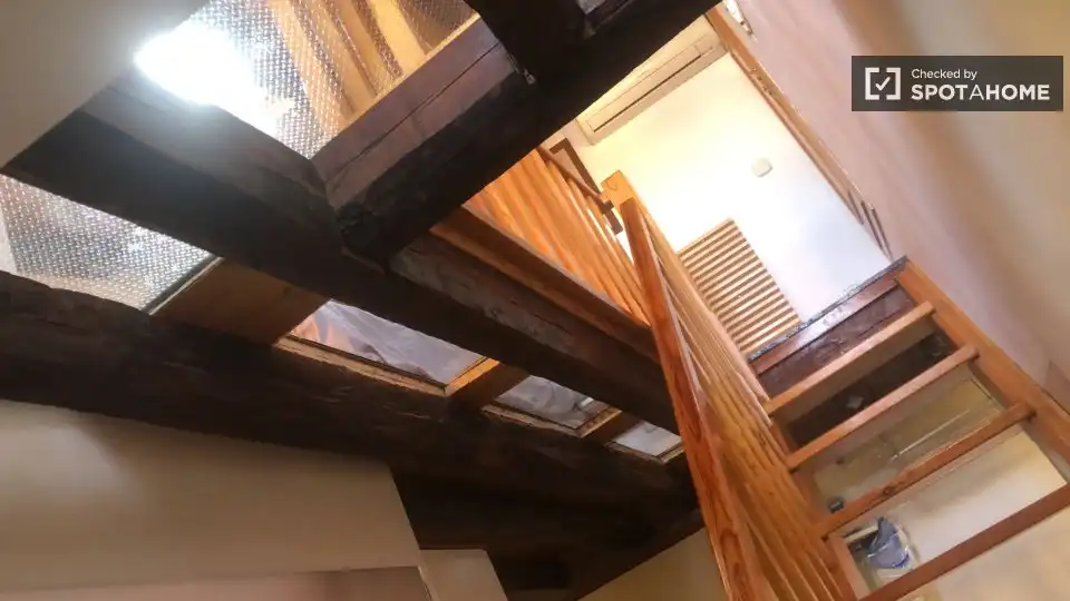 Appartamento con terrazza in affitto a Centro, imagen 6