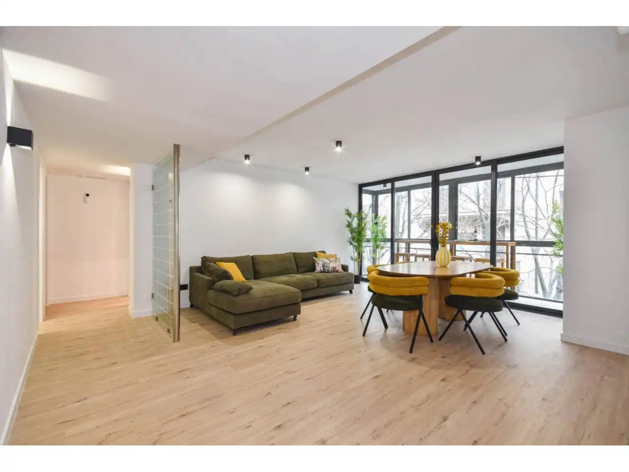 Sala de estar de Piso en venta en Barcelona con Calefacción, Parquet y Balcón